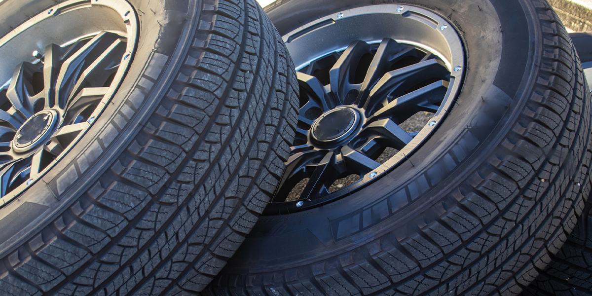 新品・中古タイヤ販売
